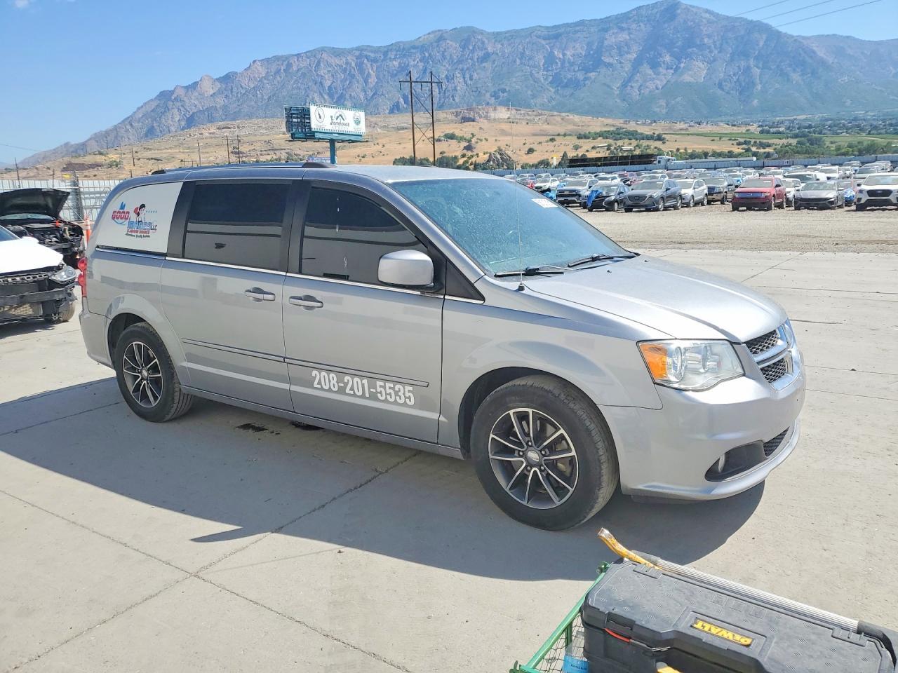 2017 Dodge Grand Caravan Sxt - Фото 4