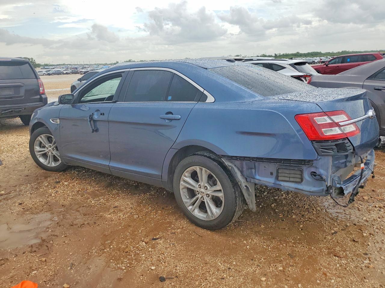 2018 Ford Taurus Sel - Фото 2