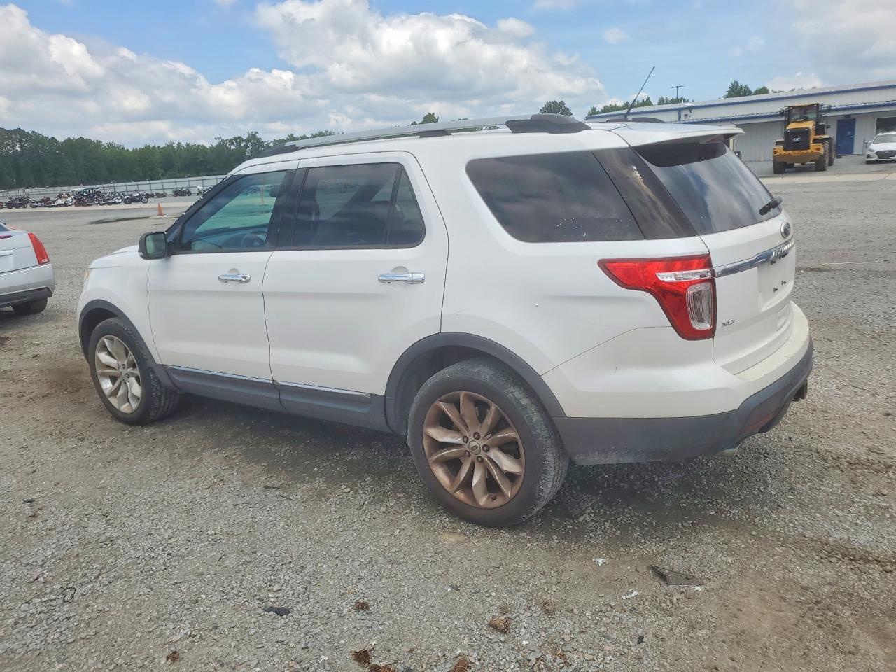 2014 Ford Explorer Xlt - Фото 2