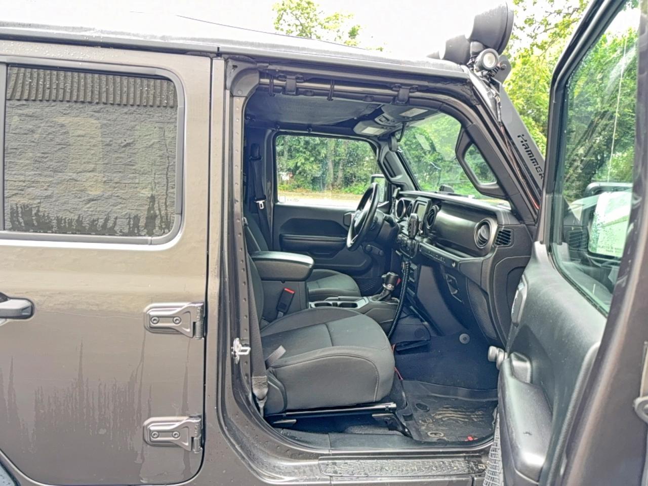 2018 Jeep Wrangler Unlimited Sport - Фото 5