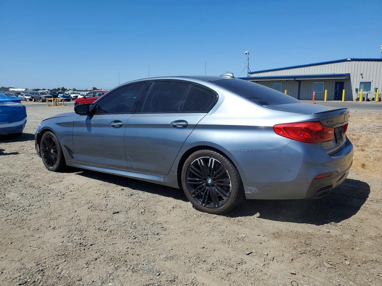 2018 BMW M550Xi - Image 2
