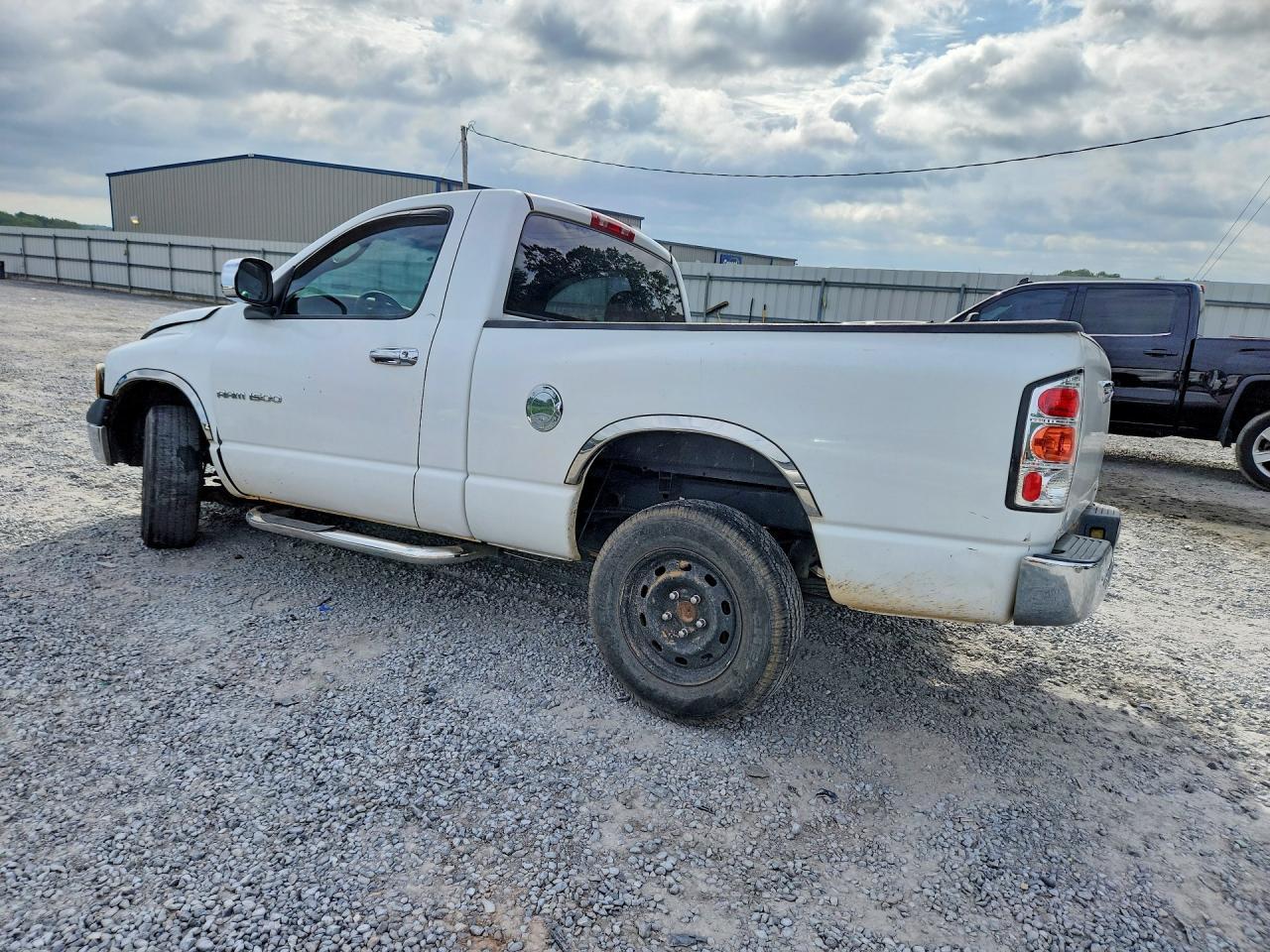 2003 Dodge Ram 1500 St - Фото 2