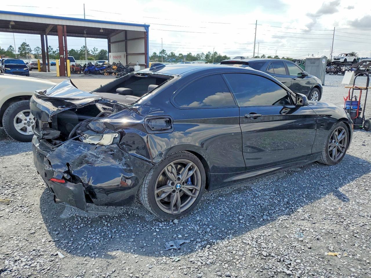 2016 BMW M235I - Фото 3