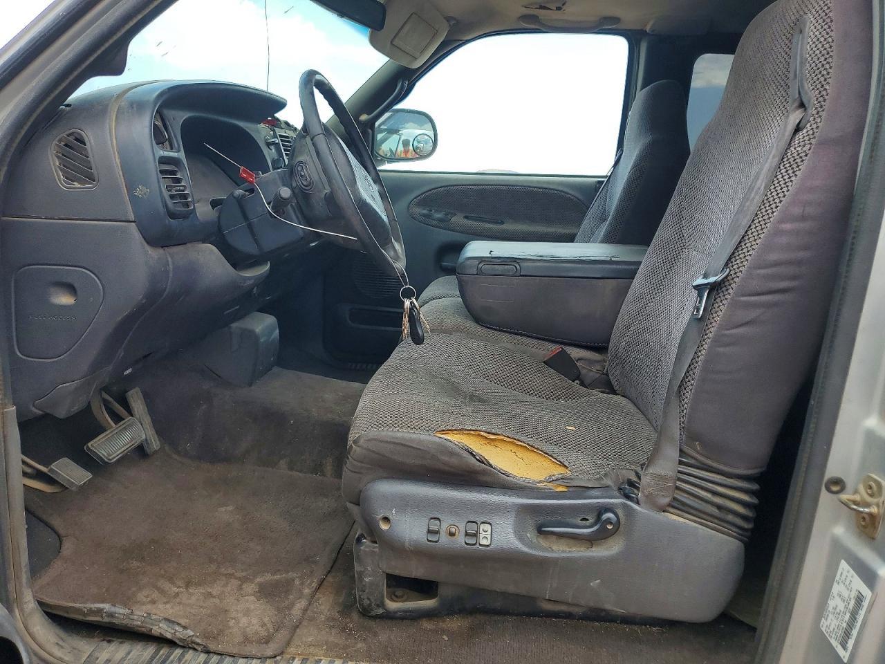 1999 Dodge Ram 2500 - Фото 7