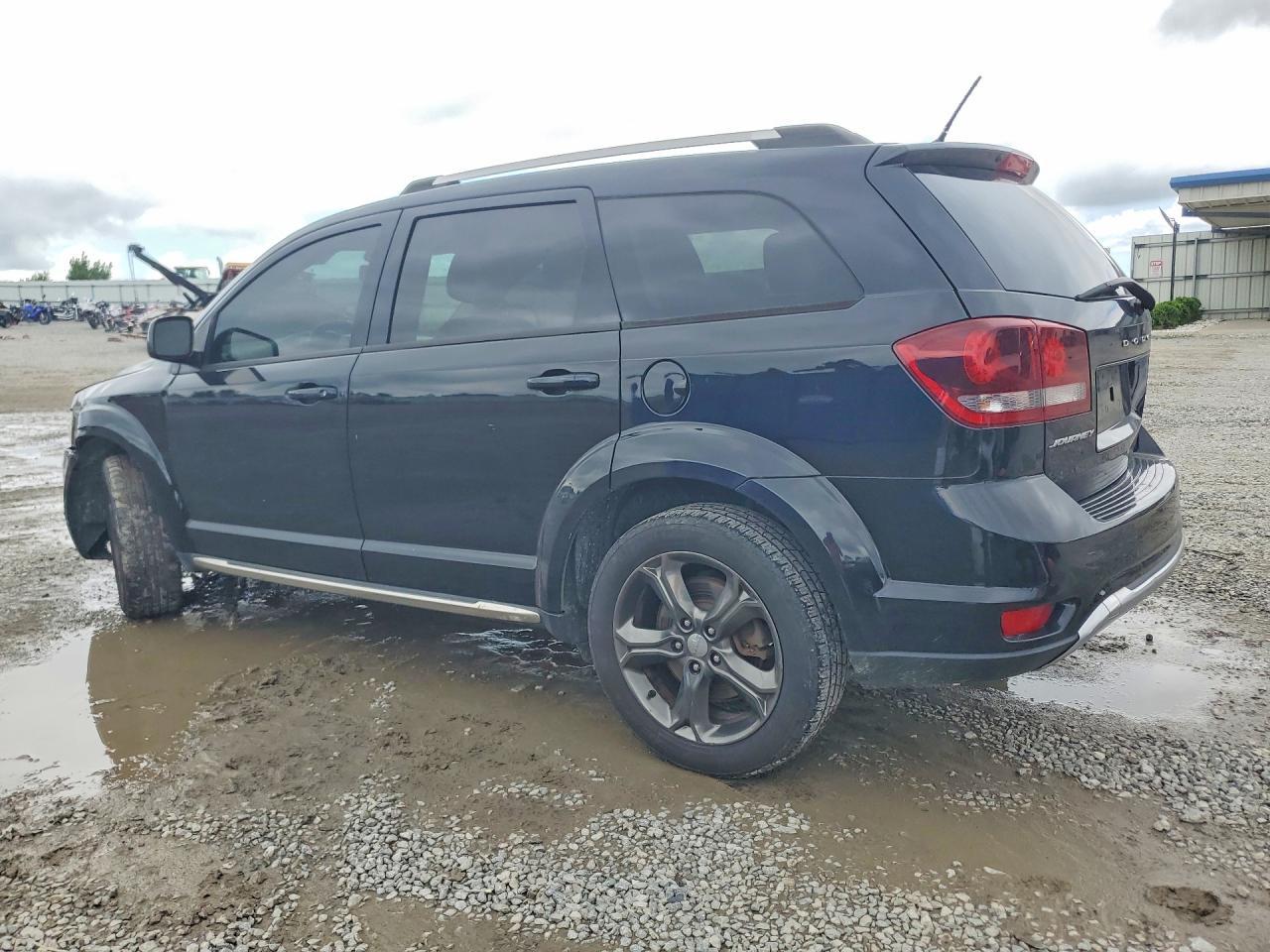 2015 Dodge Journey Crossroad - Image 2