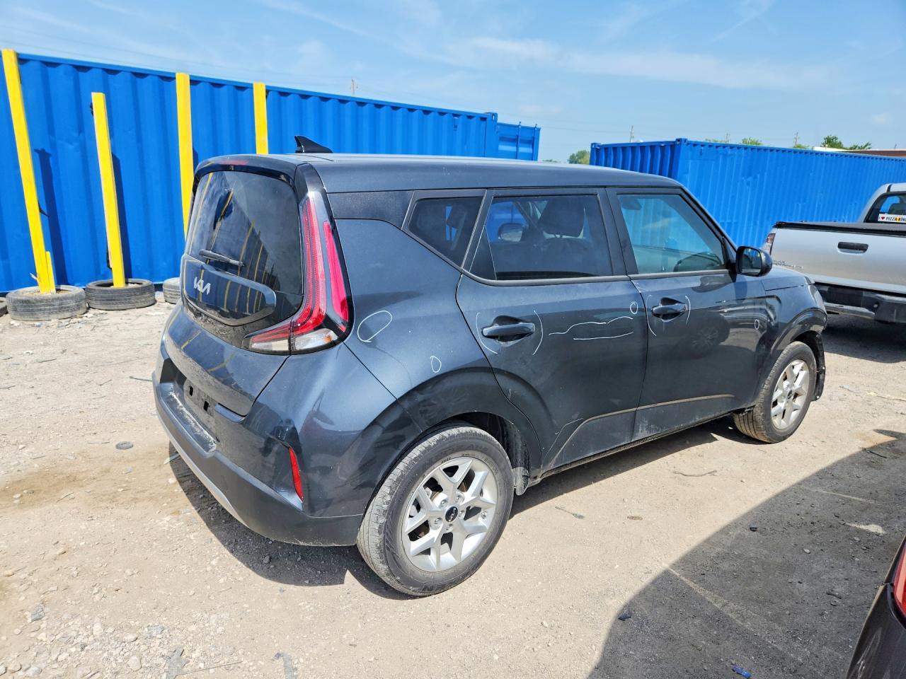 2025 Kia Soul Lx - Image 3