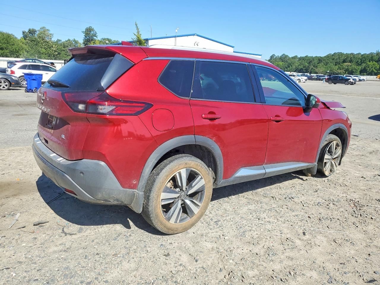 2023 Nissan Rogue Sl - Image 3