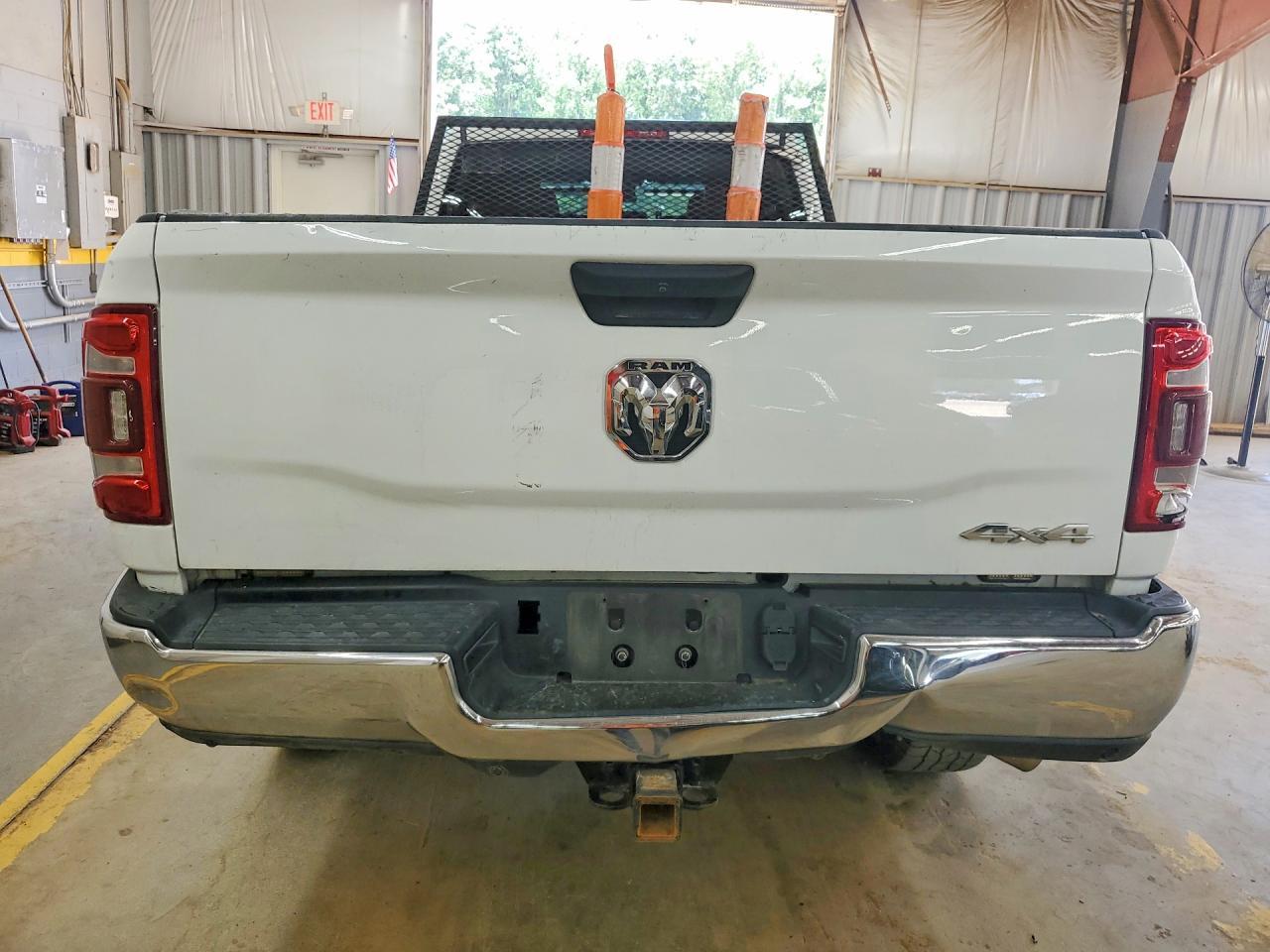 2024 Ram 3500 Tradesman - Image 6