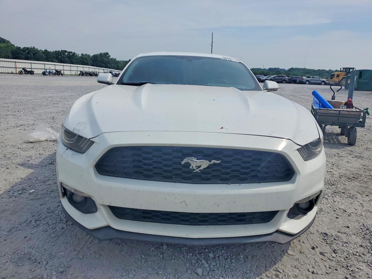 2015 Ford Mustang - Фото 5