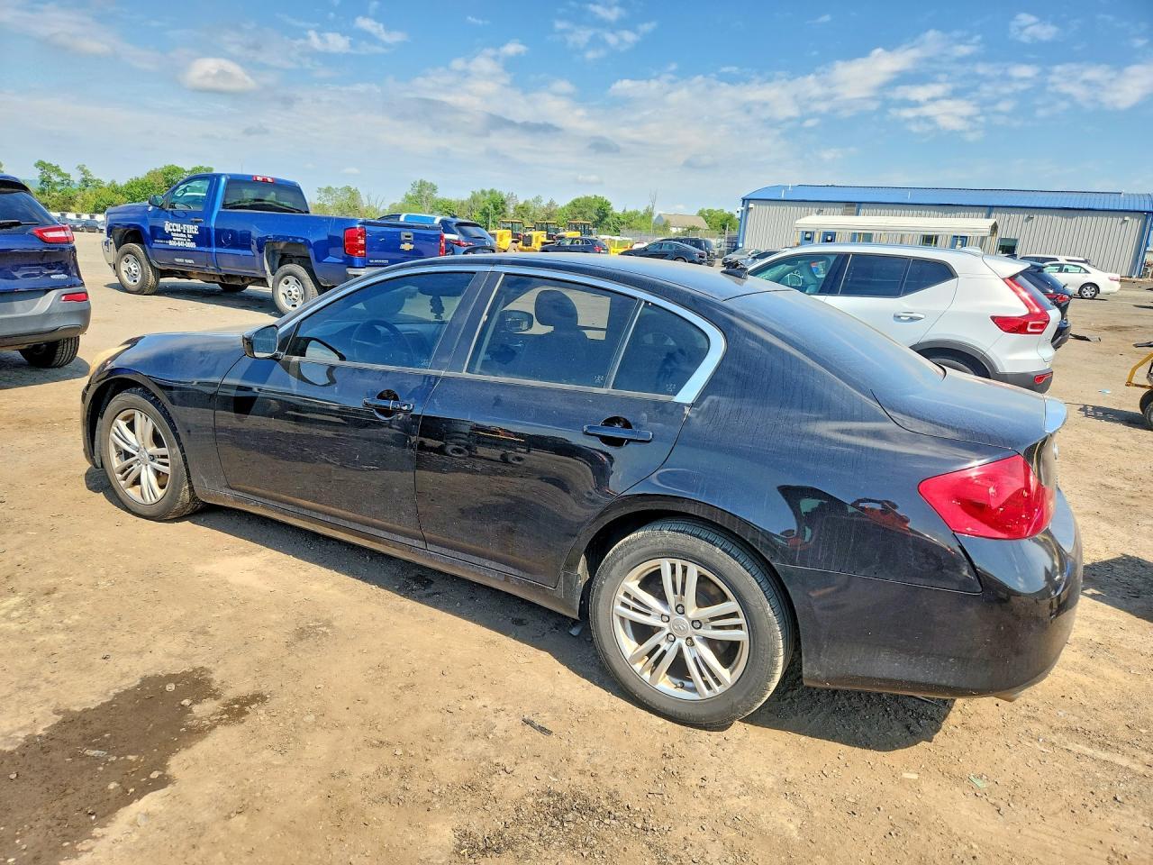 2013 Infiniti G37 Sedan X - Фото 2