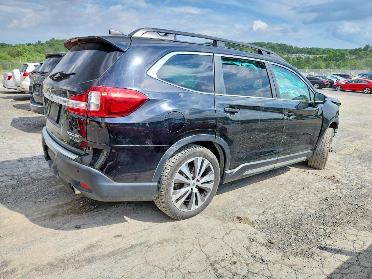 2021 Subaru Ascent Limited - Image 3