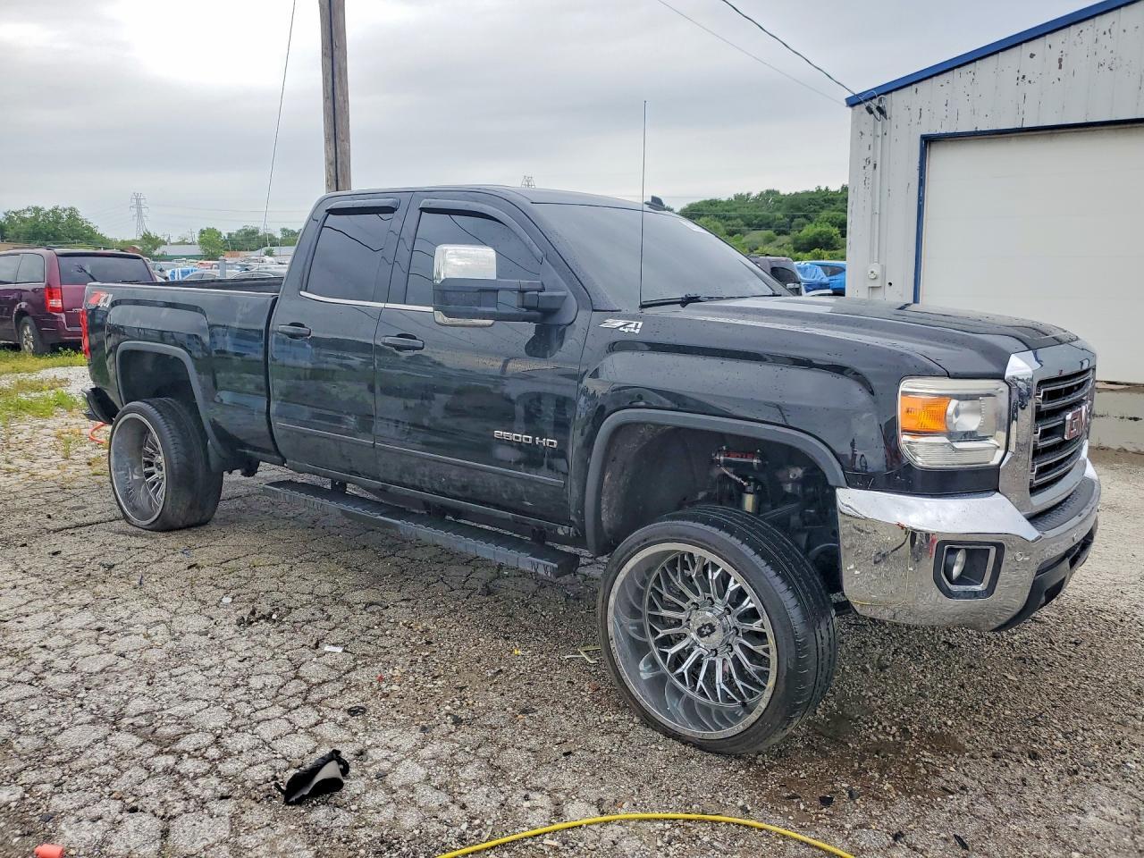 2015 GMC Sierra K2500 Sle - Image 4