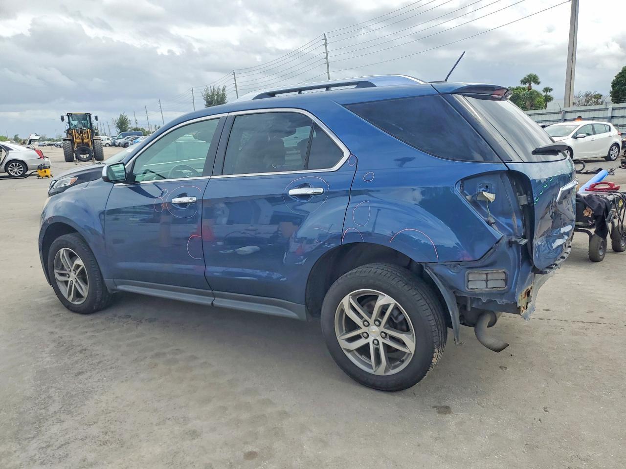 2016 Chevrolet Equinox Ltz - Image 2