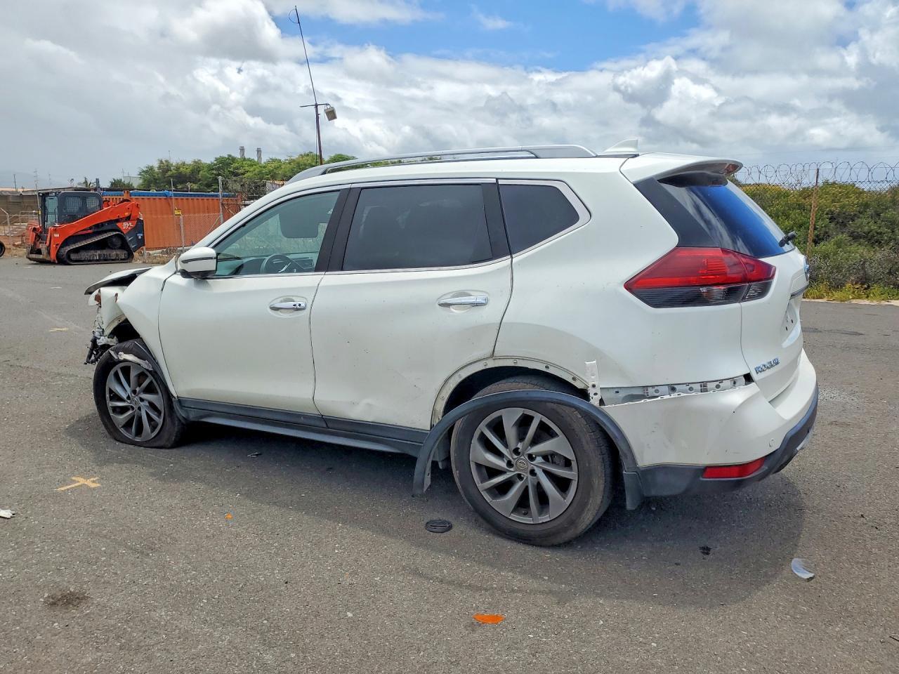 2020 Nissan Rogue - Фото 2