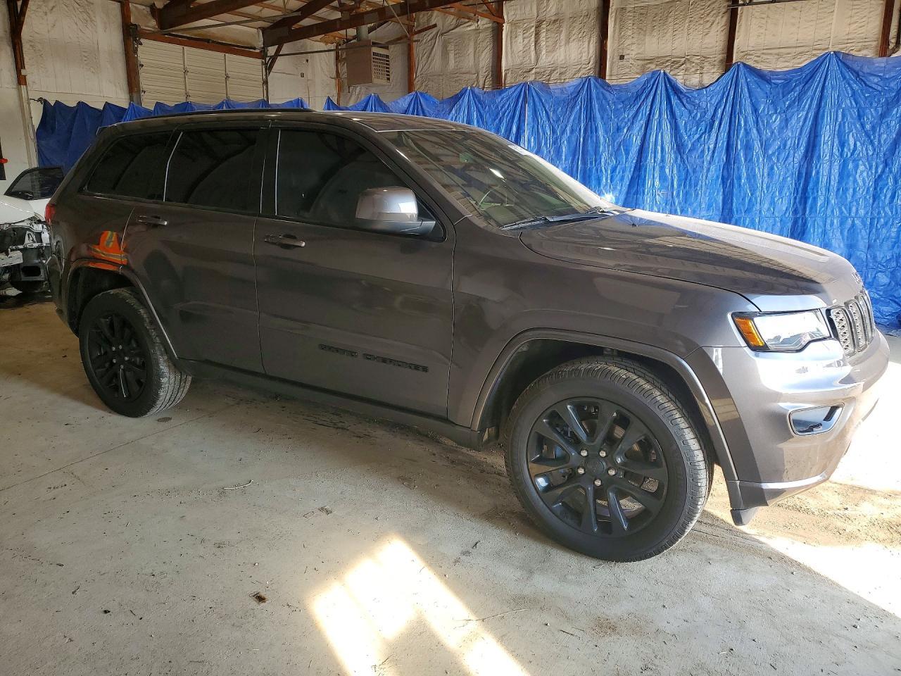 2019 Jeep Grand Cherokee Laredo - Фото 4