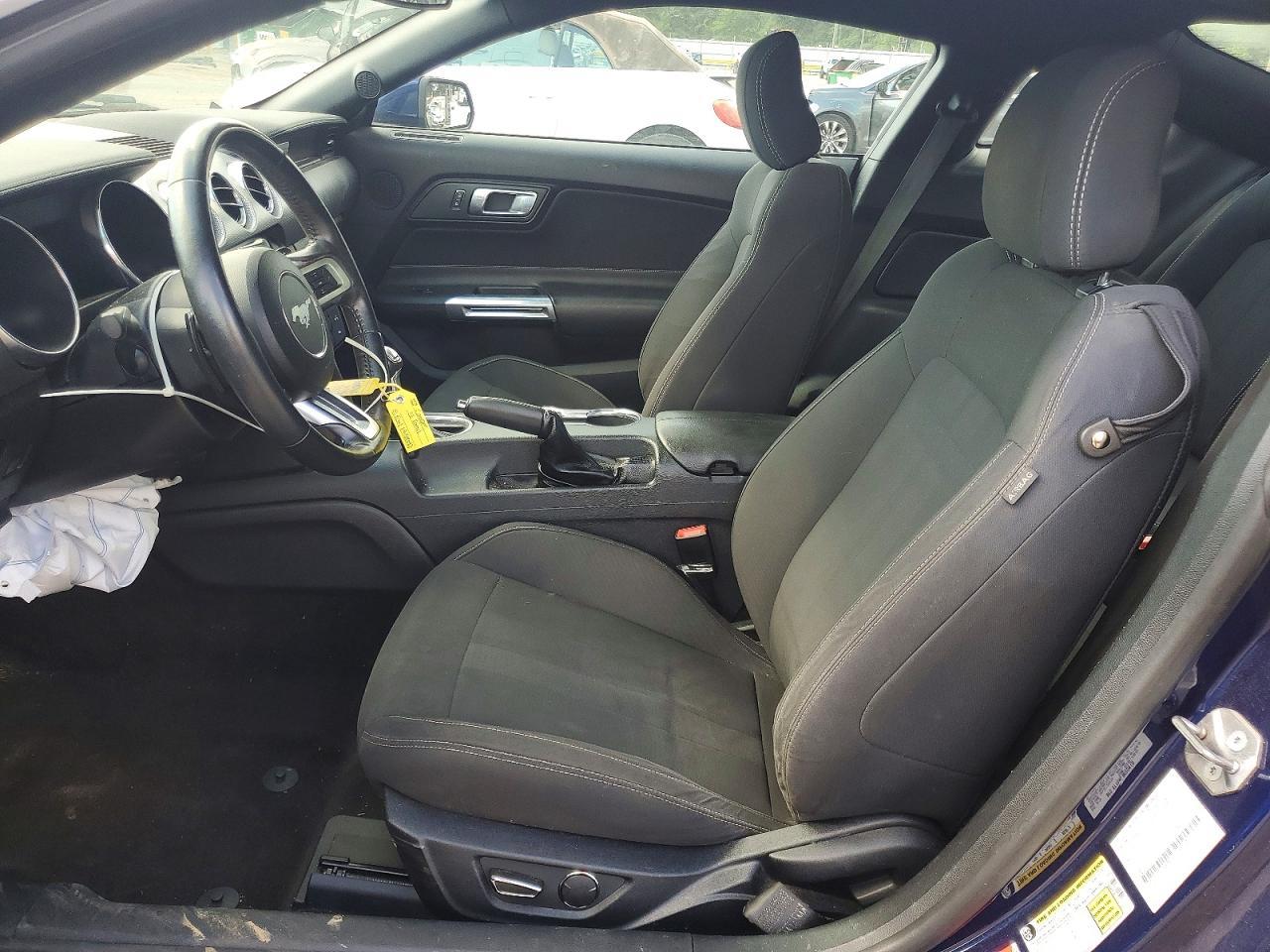 2018 Ford Mustang - Image 7