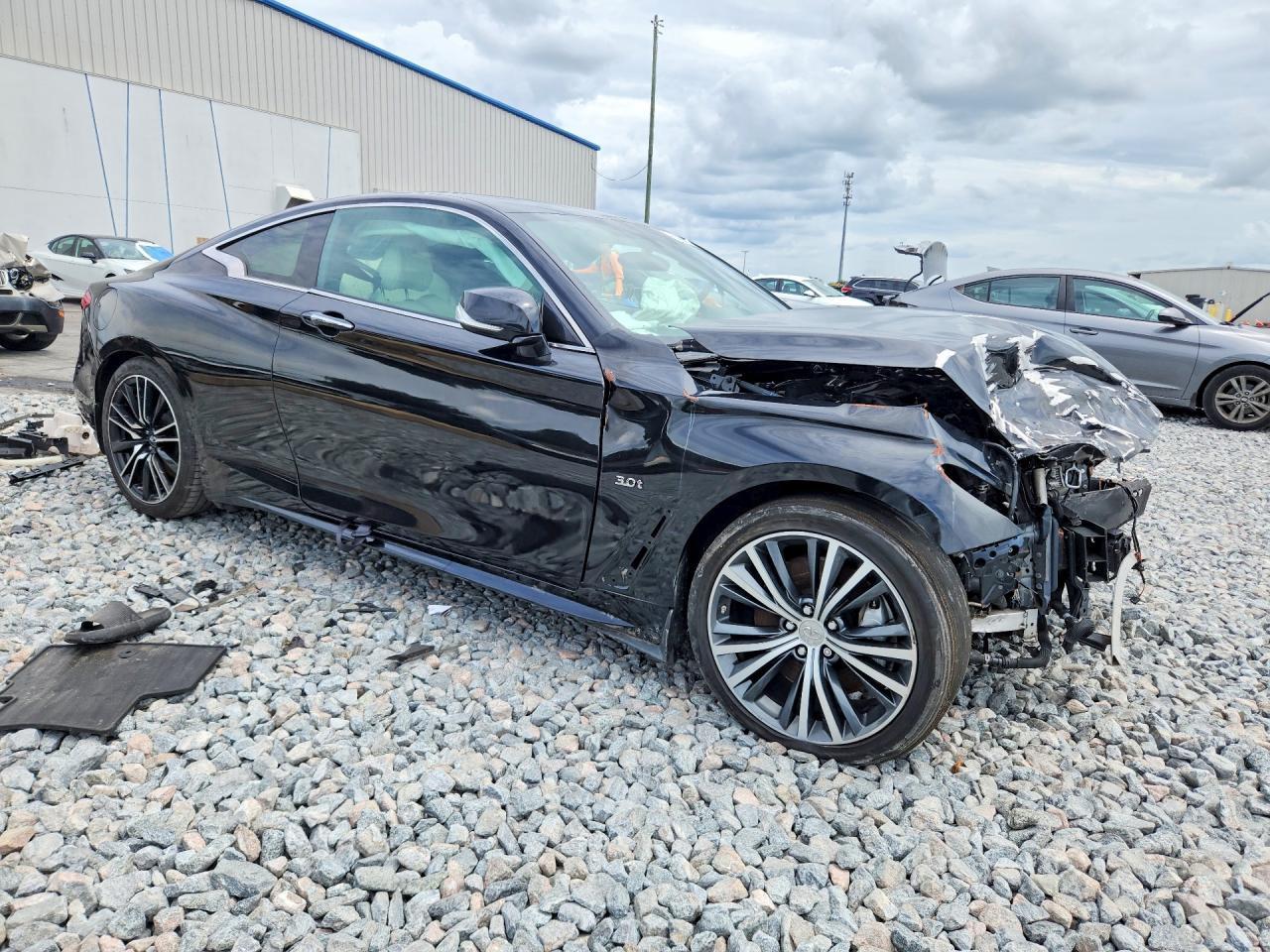 2018 Infiniti Q60 3.0T Luxe - Фото 4
