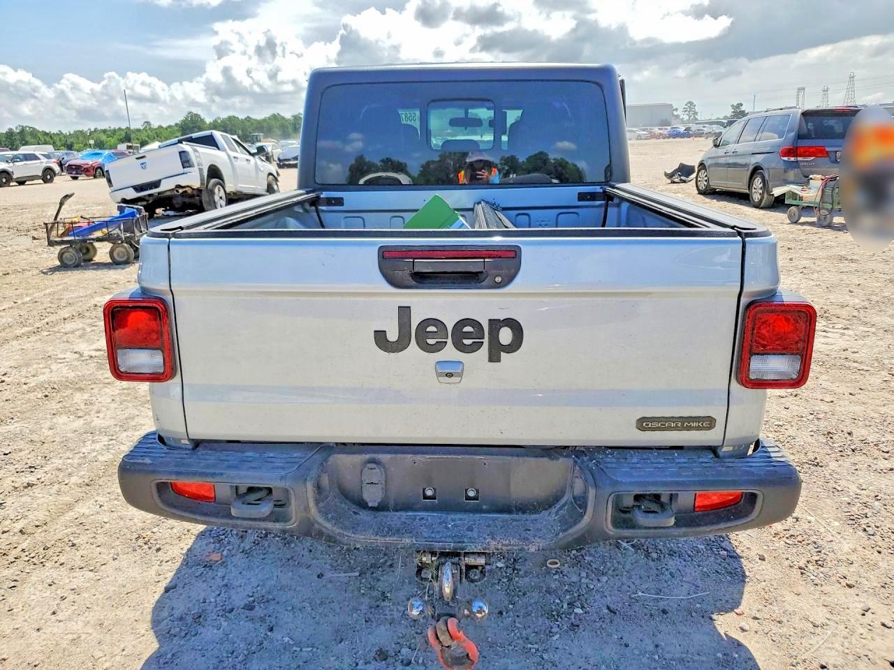 2023 Jeep Gladiator Sport - Фото 6
