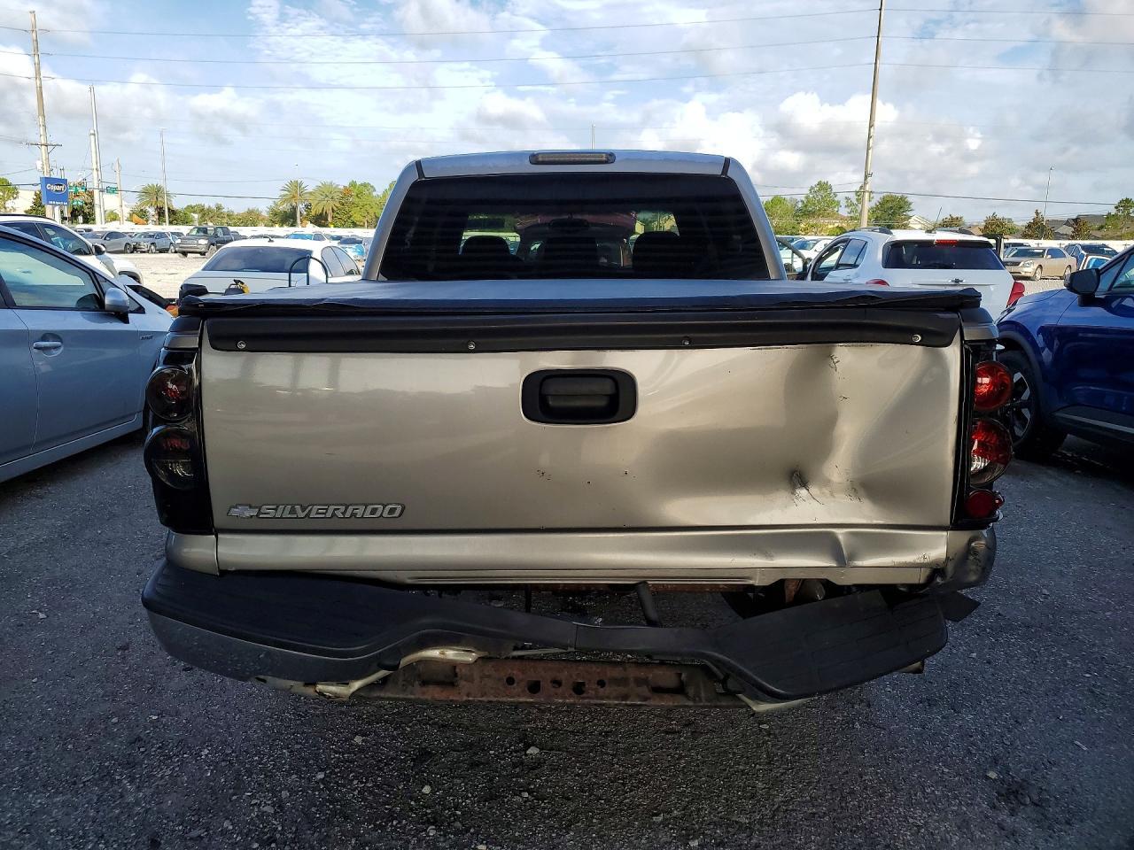 2006 Chevrolet Silverado C1500 - Image 6