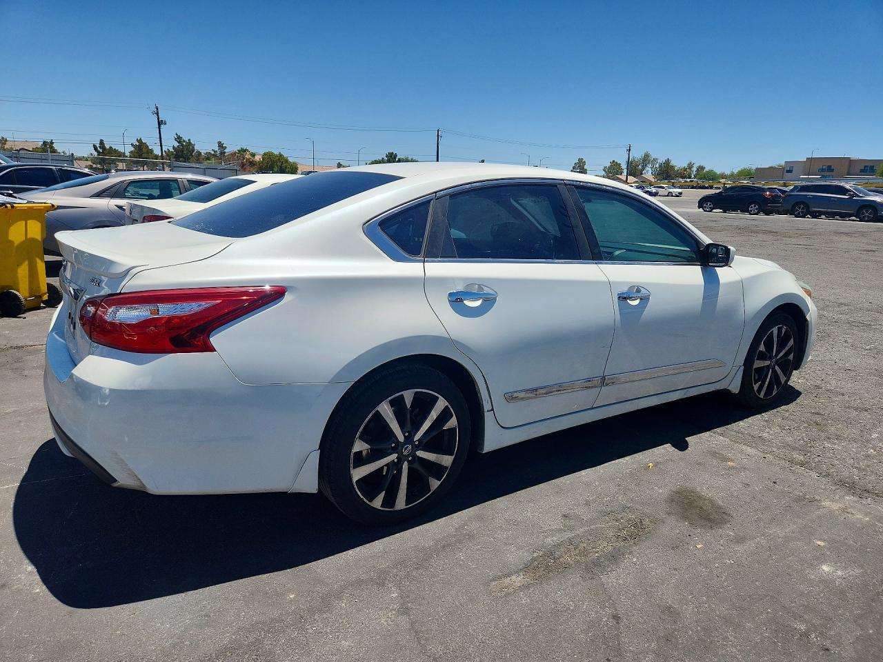 2016 Nissan Altima 2.5 Sr - Фото 3