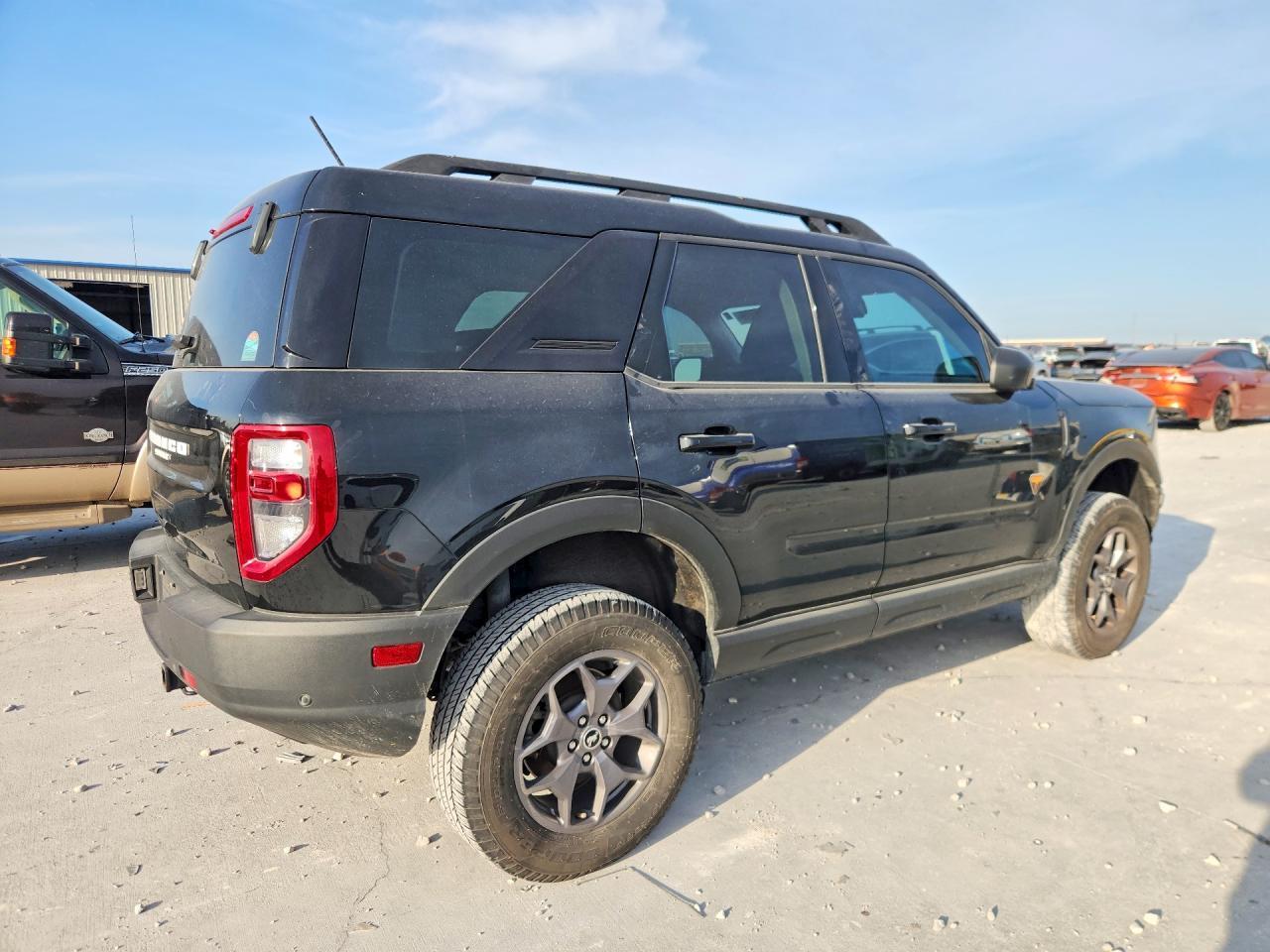 2022 Ford Bronco Sport Badlands - Image 3