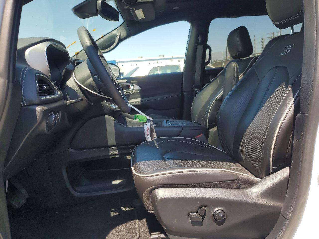 2023 Chrysler Pacifica Limited - Фото 7