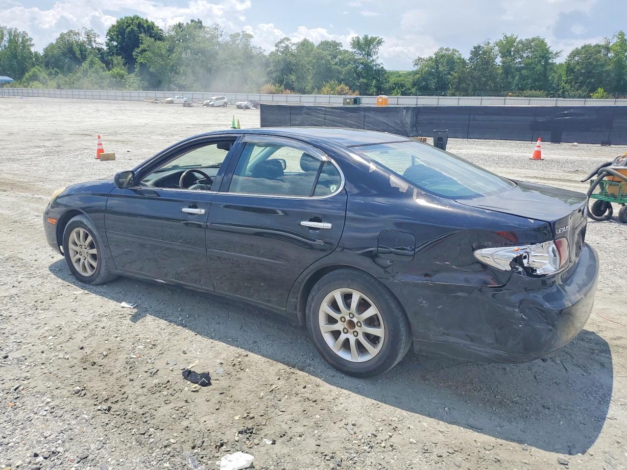 2004 Lexus Es 330 - Image 2