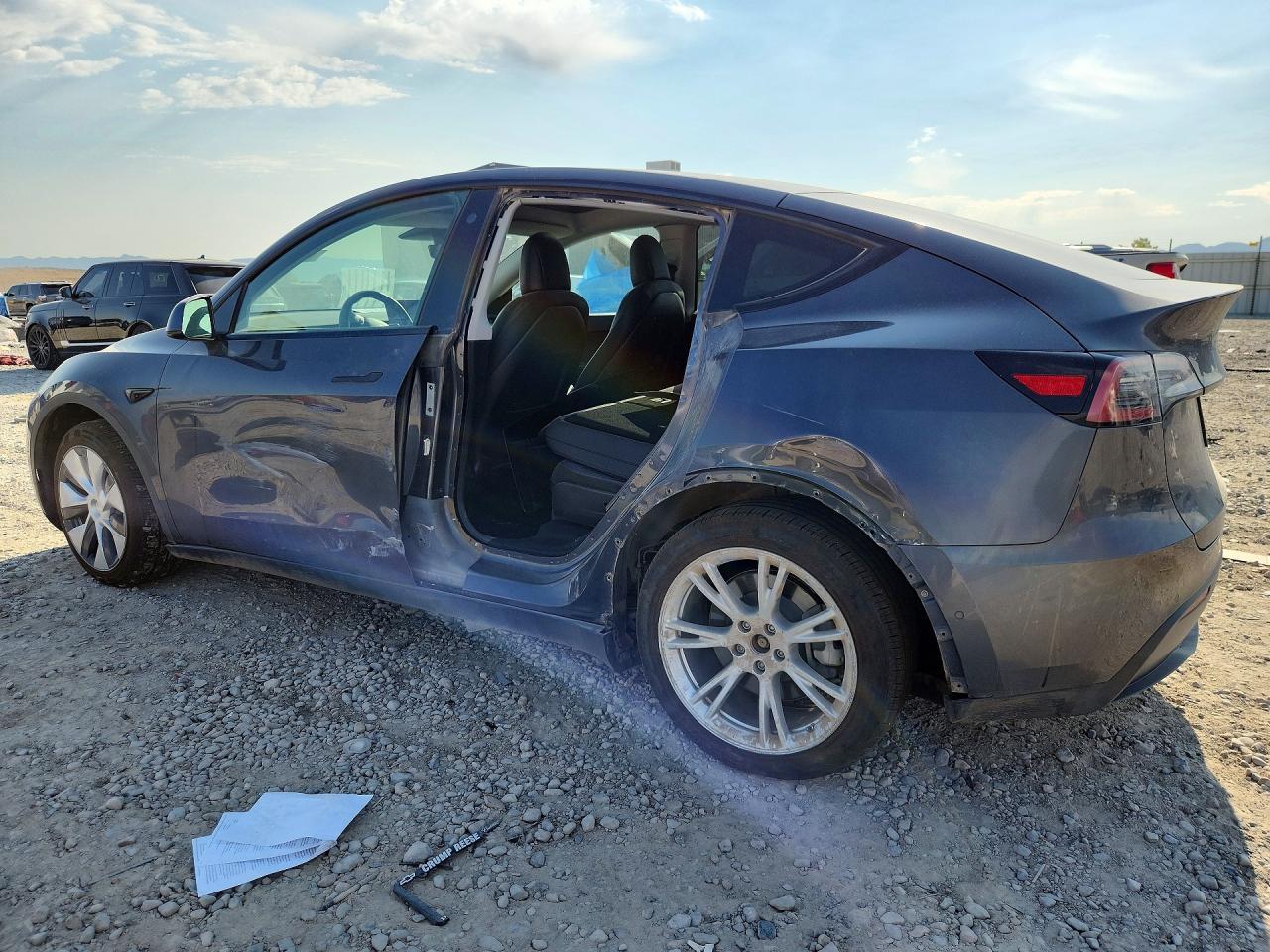 2021 Tesla Model Y - Image 2