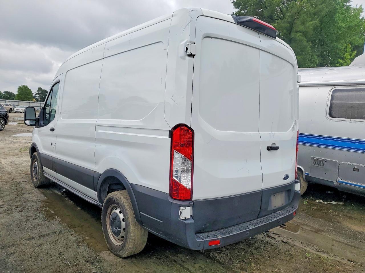 2019 Ford Transit T-250 Delivery Van - Фото 2