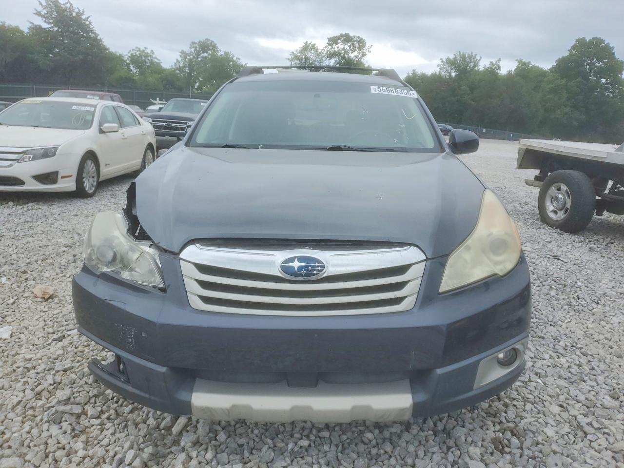 2011 Subaru Outback 3.6R Limited - Image 5