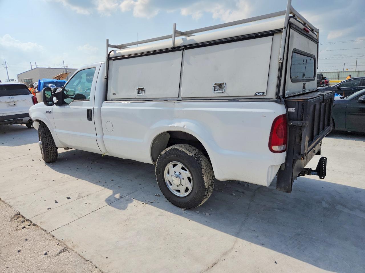 2003 Ford F250 Super Duty - Image 2