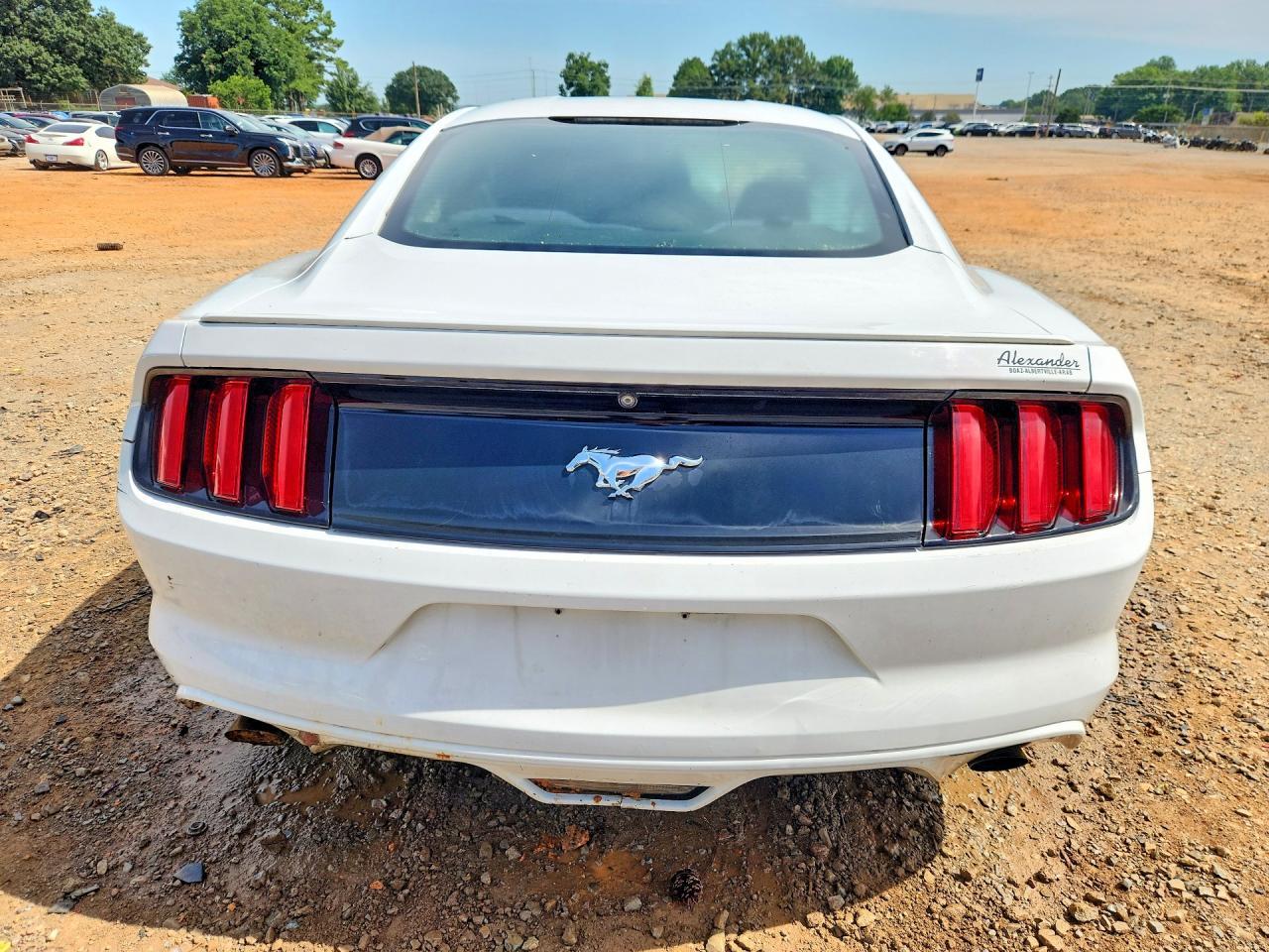 2015 Ford Mustang - Image 6