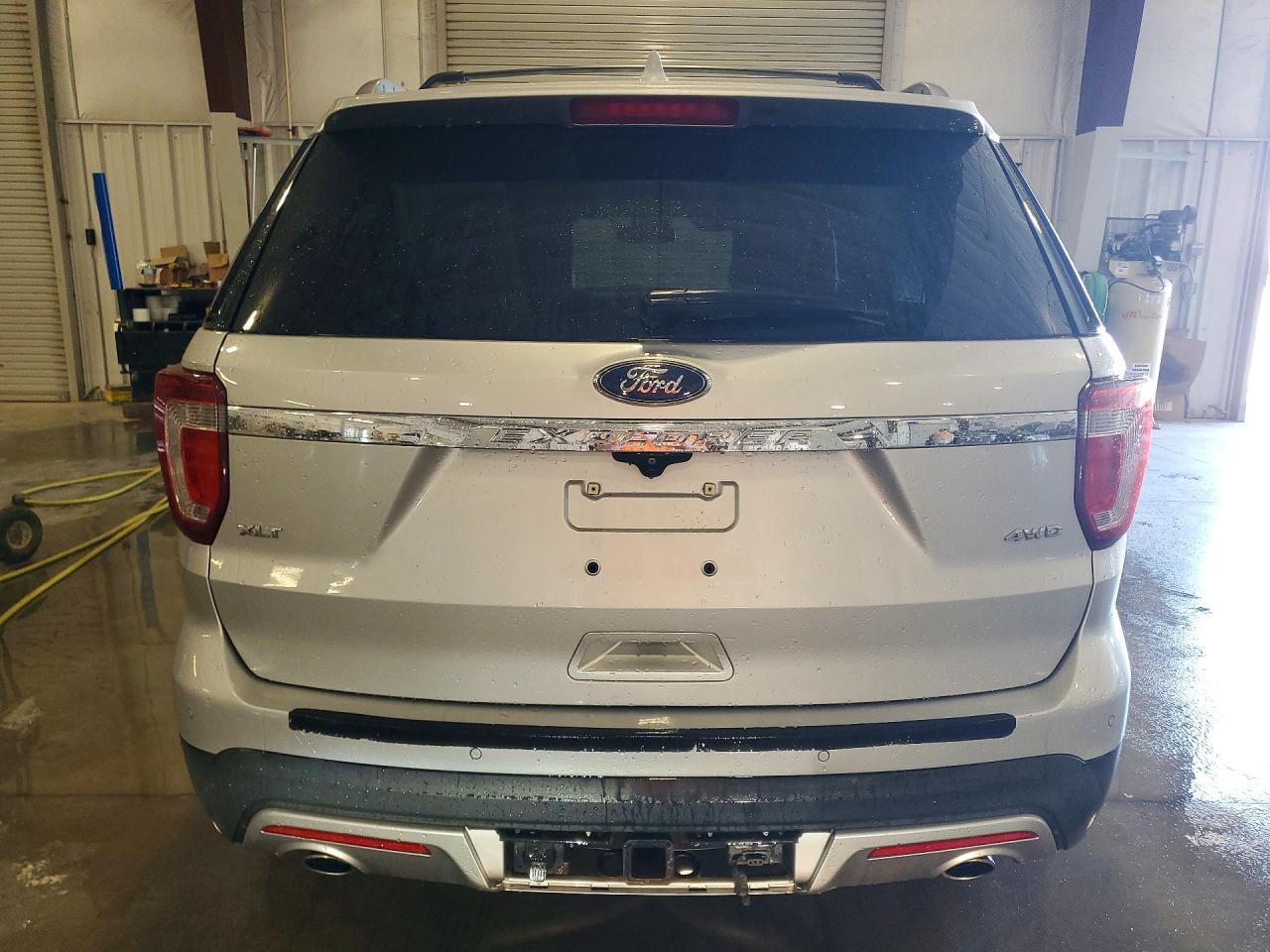 2017 Ford Explorer Xlt - Фото 6