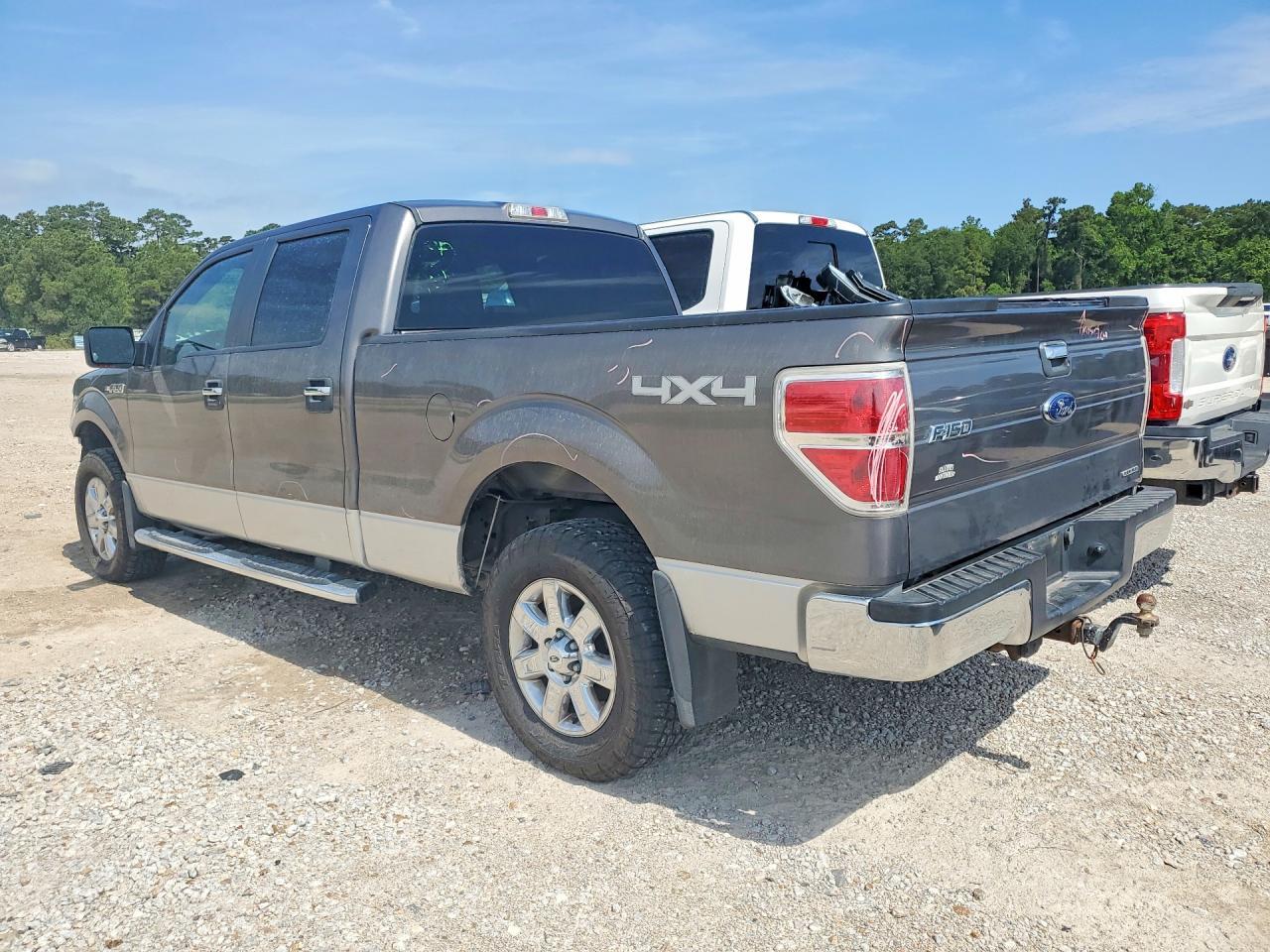 2014 Ford F150 Supercrew - Image 2