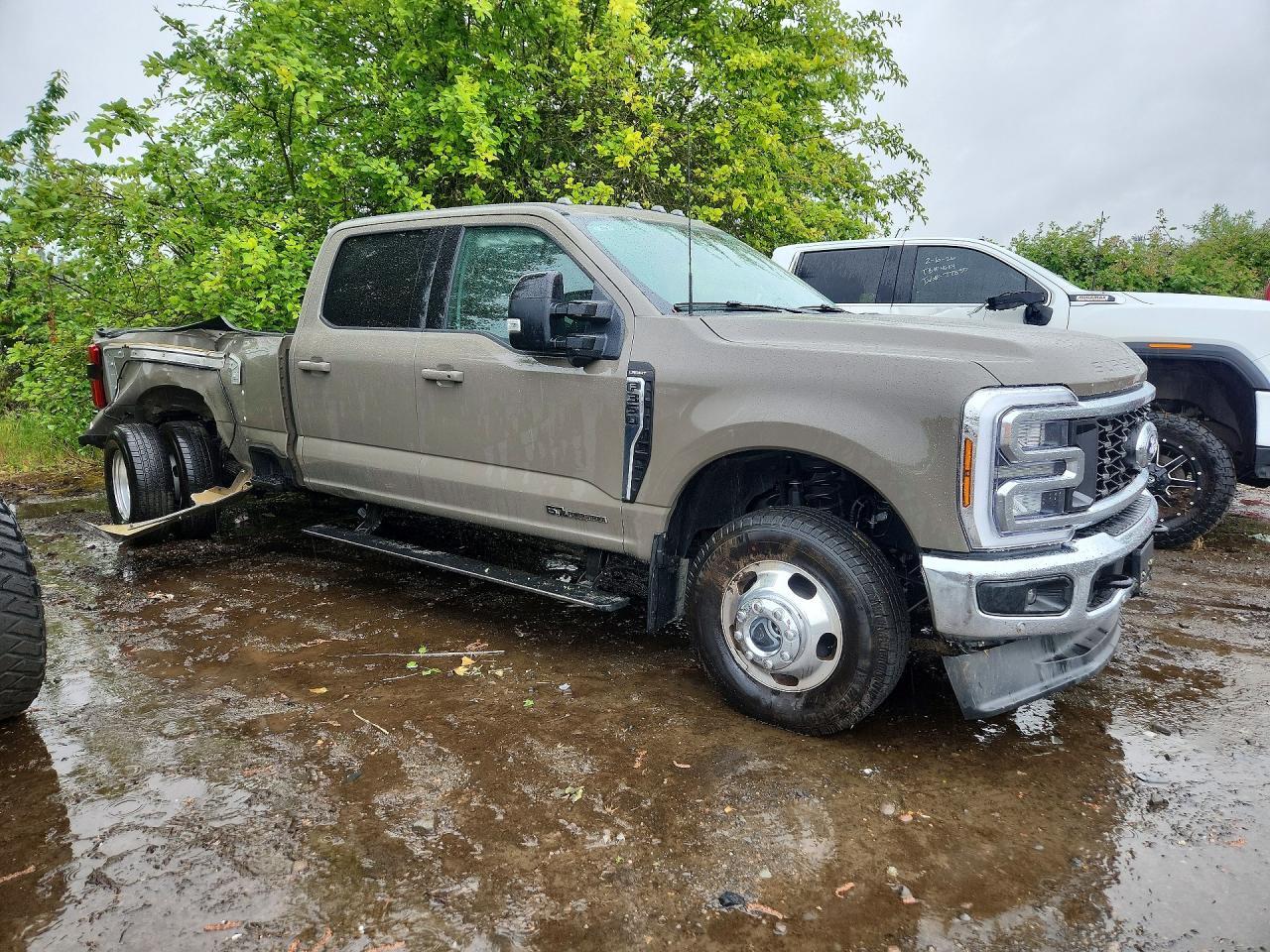 2026 Ford F350 Super Duty - Фото 4