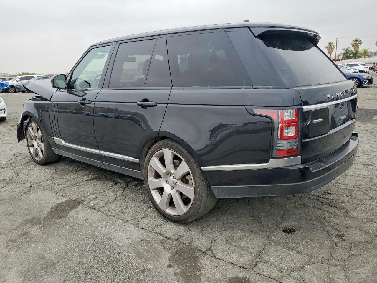 2016 Land Rover Range Rover Supercharged - Image 2