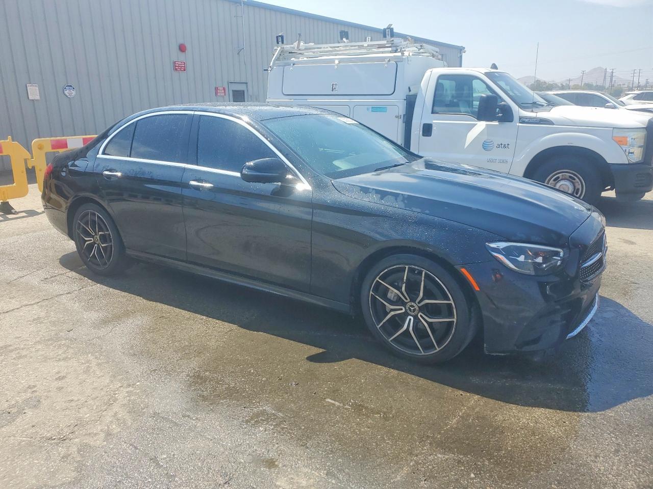 2021 Mercedes-Benz E 350 - Image 4