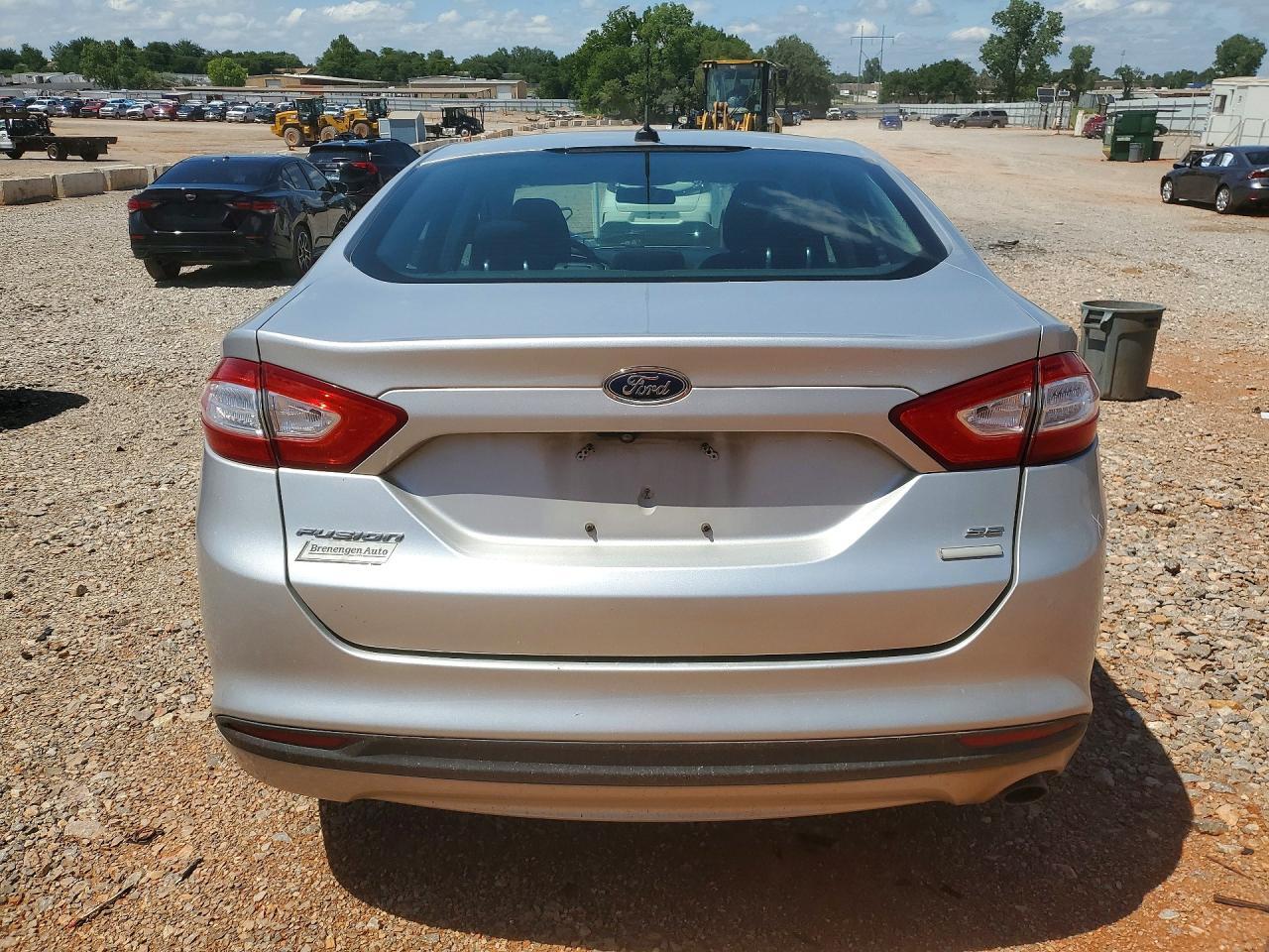 2016 Ford Fusion Se - Фото 6