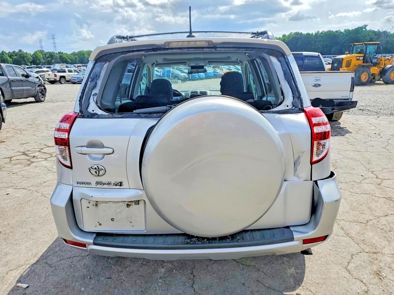 2011 Toyota Rav4 Base - Фото 6