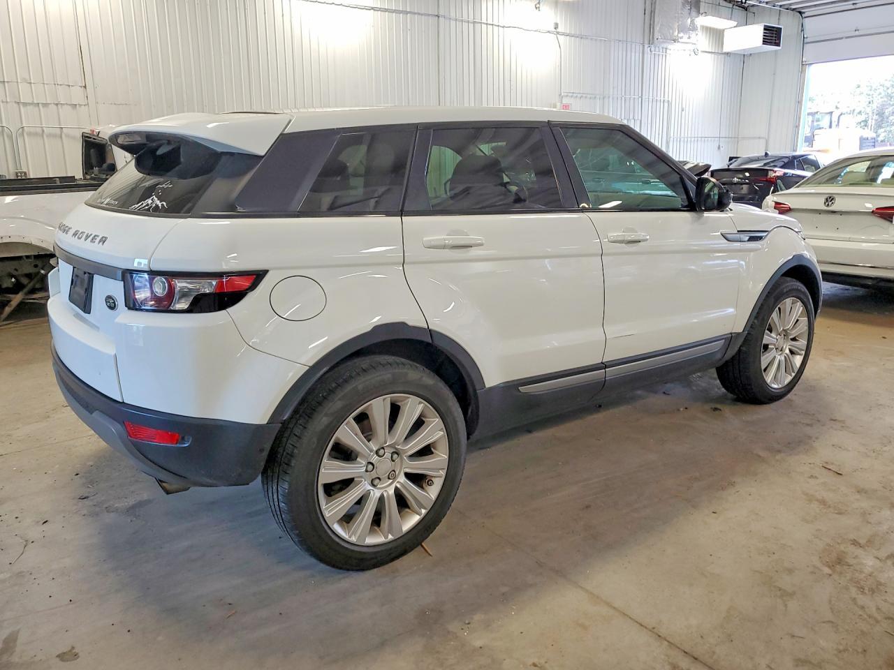2015 Land Rover Range Rover Evoque Pure Plus - Фото 3
