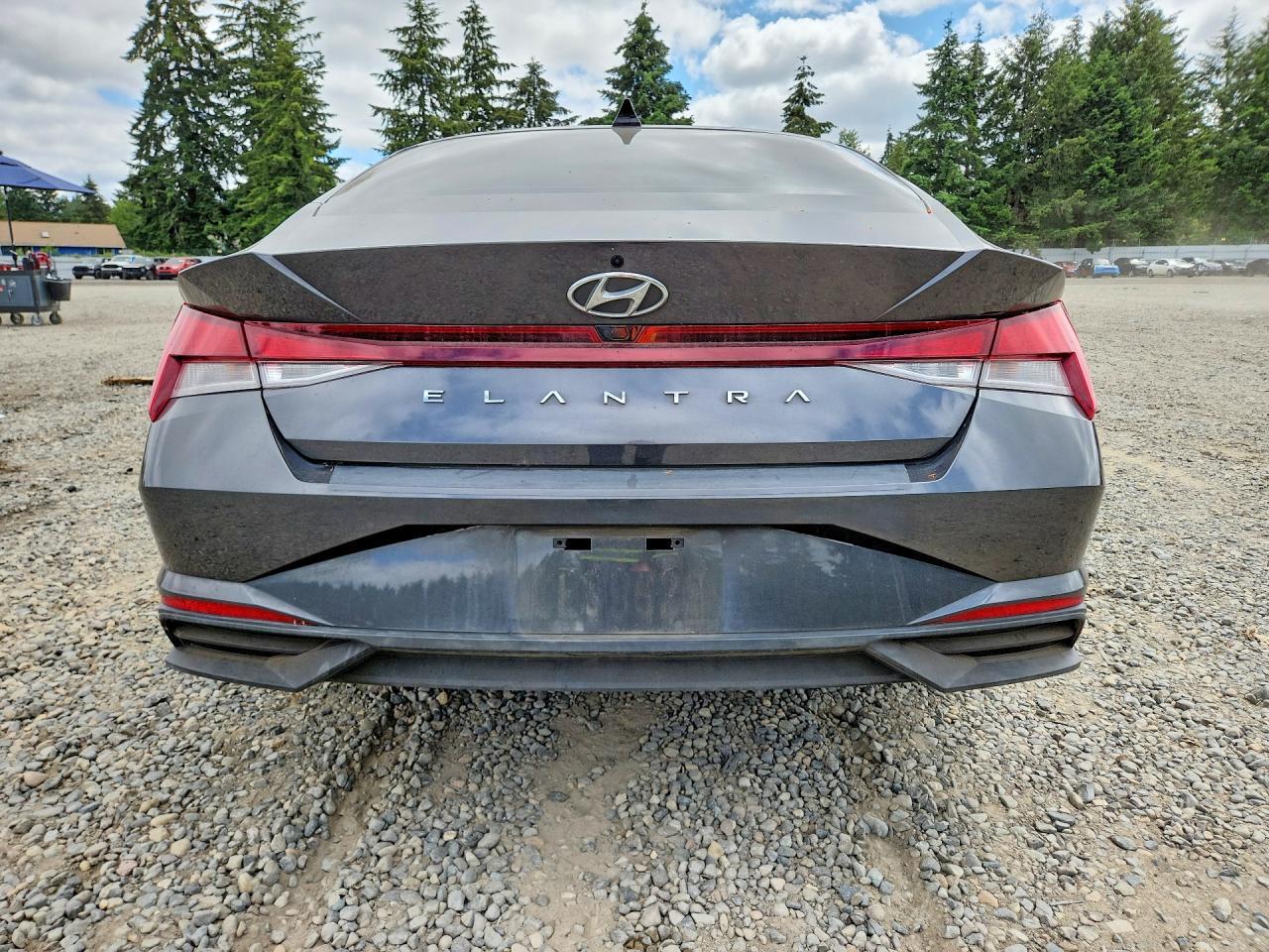 2022 Hyundai Elantra Sel - Image 6