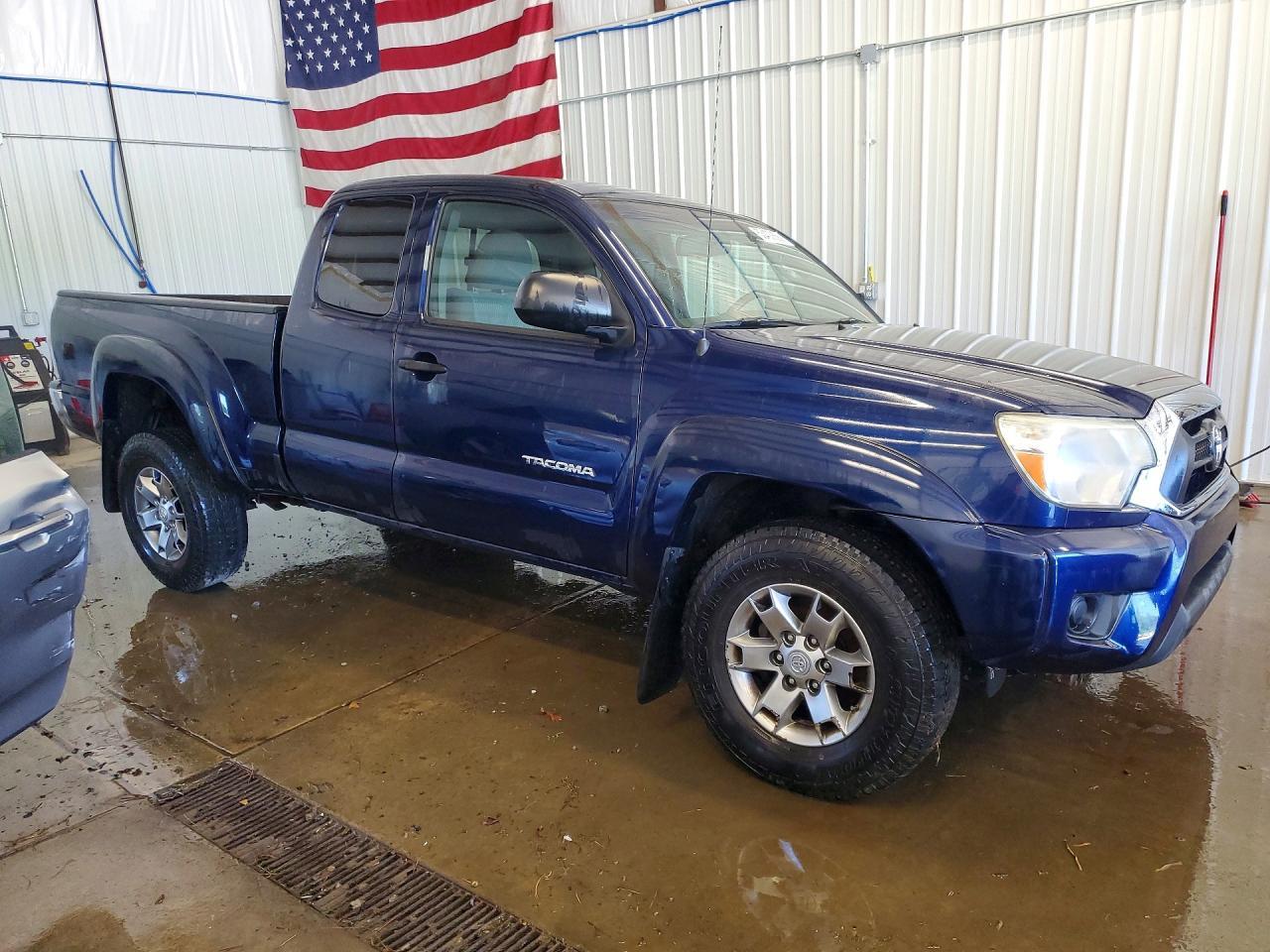 2013 Toyota Tacoma Access Cab - Image 4