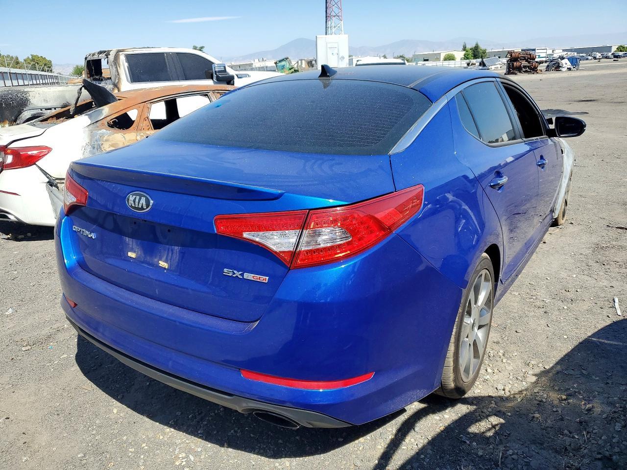 2012 Kia Optima Sx - Image 3