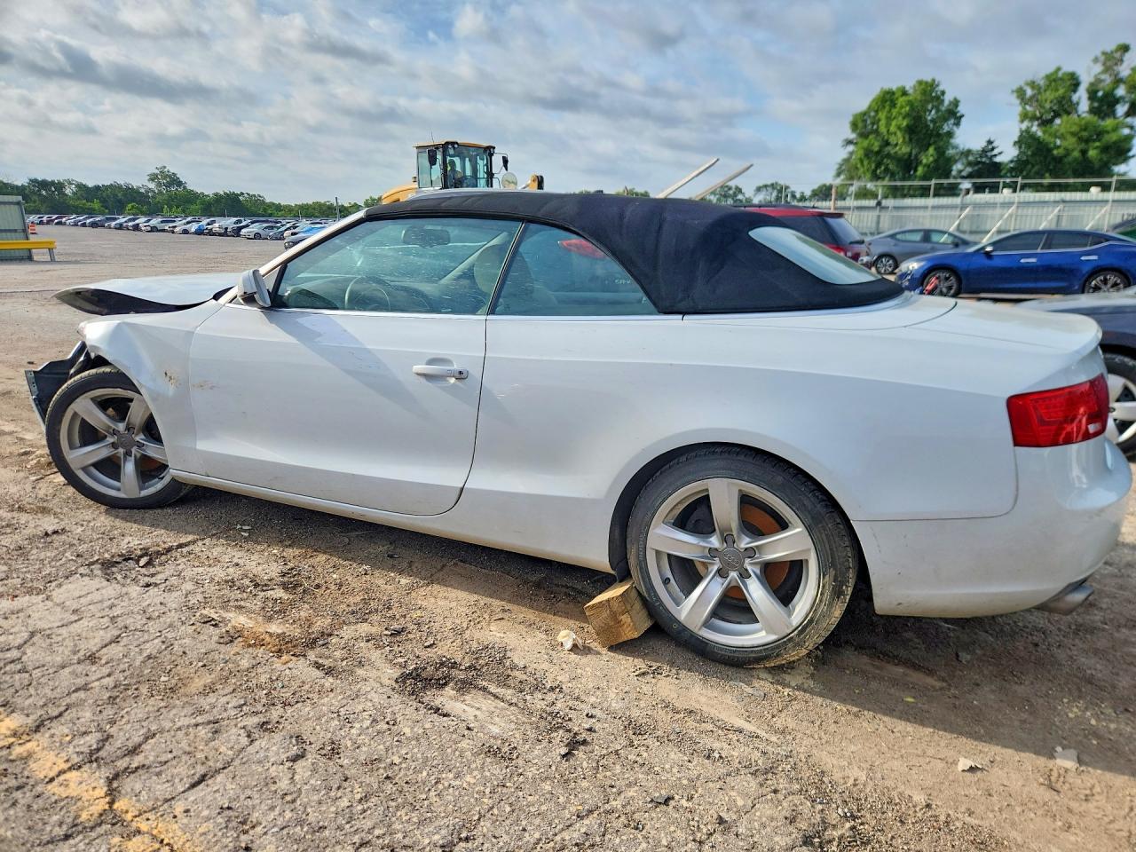 2013 Audi A5 Premium Plus - Image 2