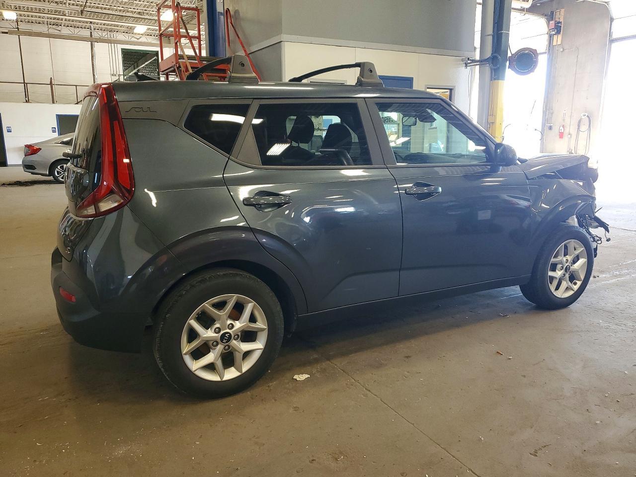2020 Kia Soul S - Фото 3