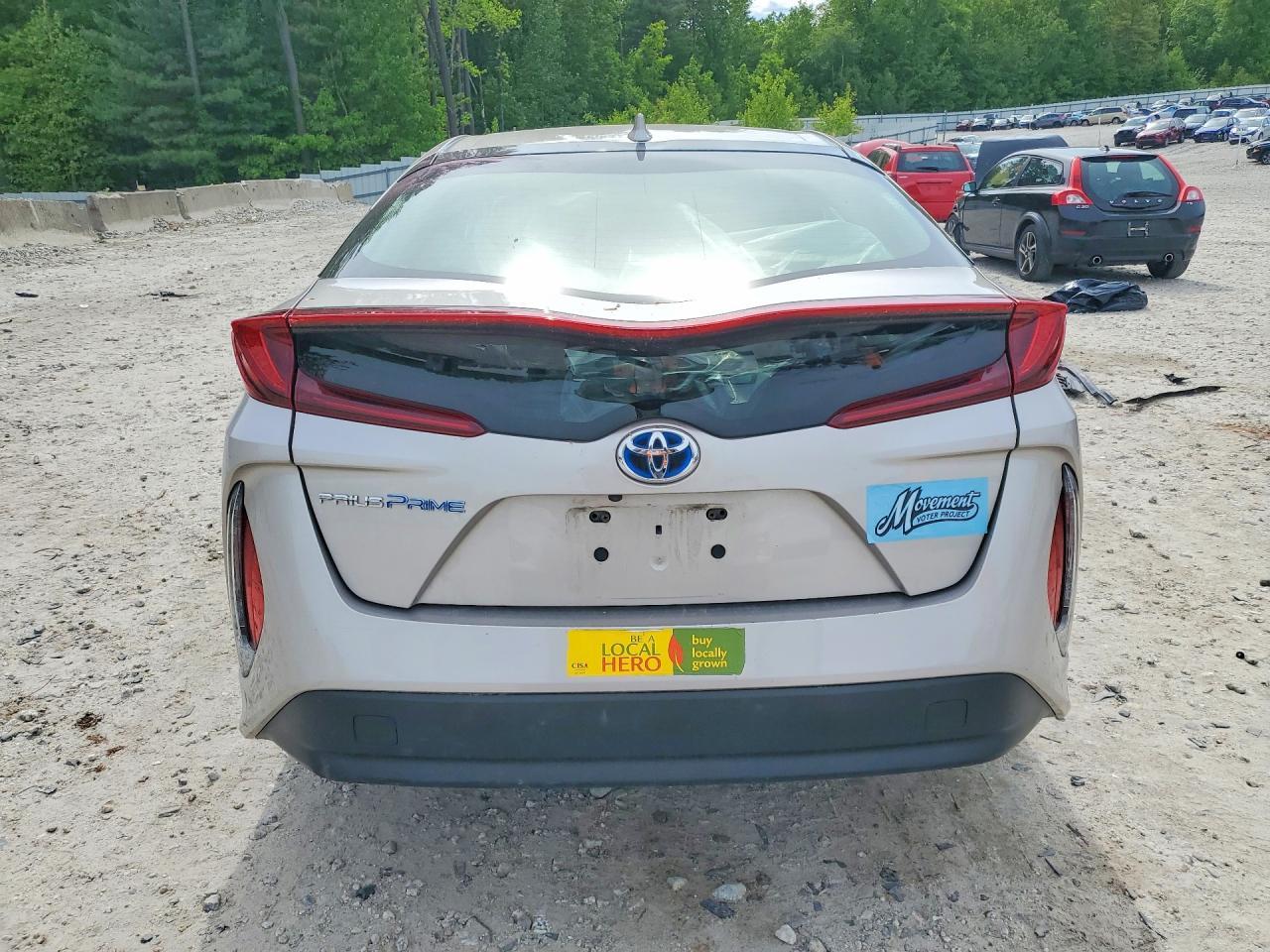 2017 Toyota Prius Prime Plus - Фото 6