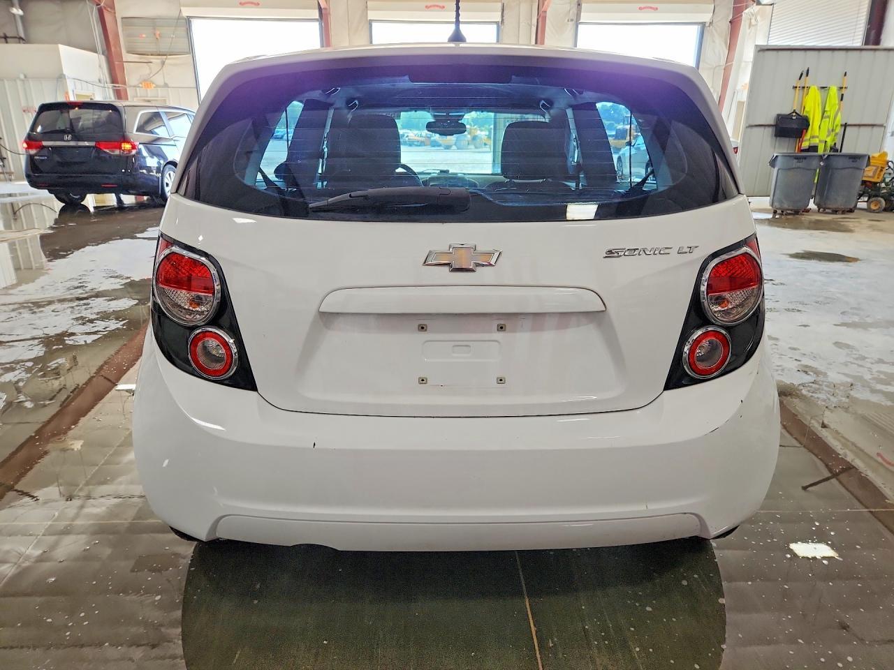2013 Chevrolet Sonic Lt - Фото 6