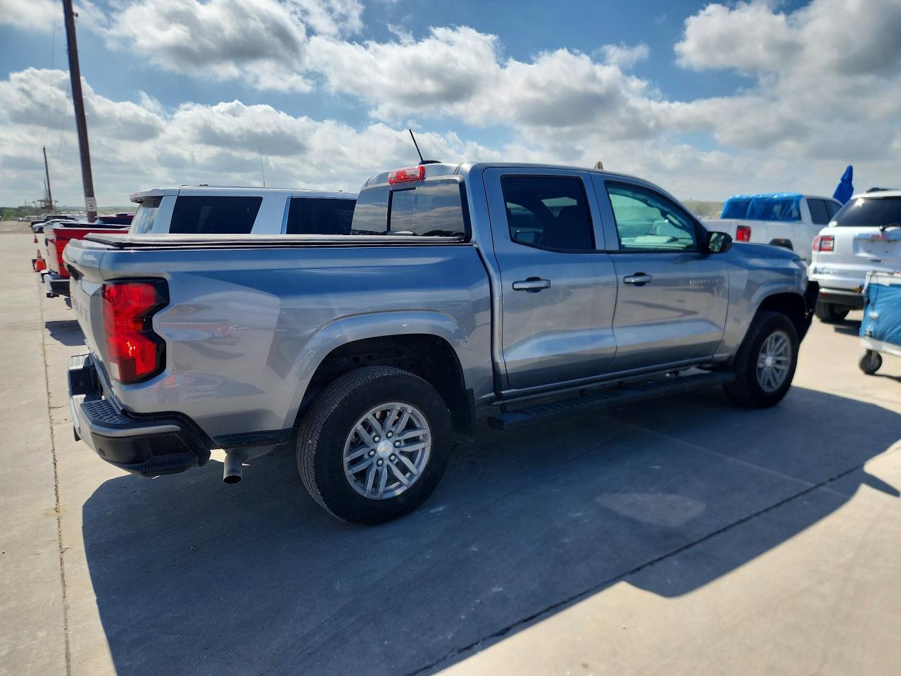 2025 Chevrolet Colorado Lt - Image 3