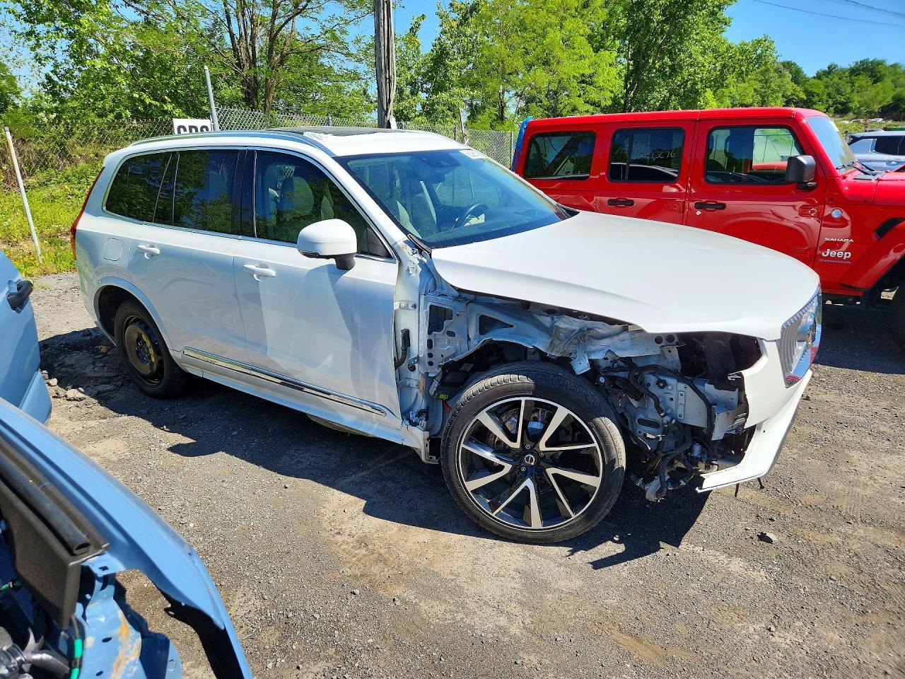 2021 Volvo Xc90 T8 Recharge Inscription Express - Image 4