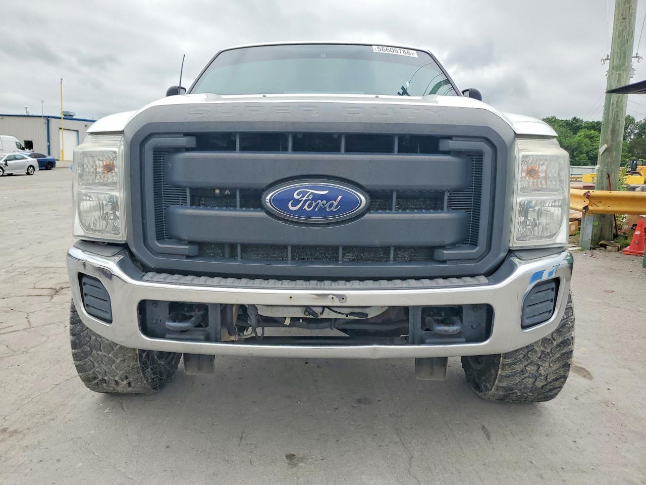 2015 Ford F350 Super Duty - Image 5